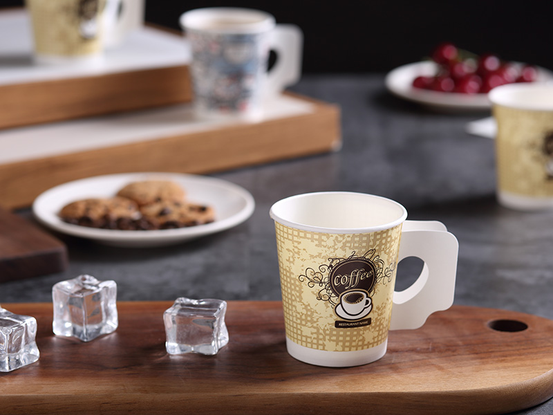 Handle Cup